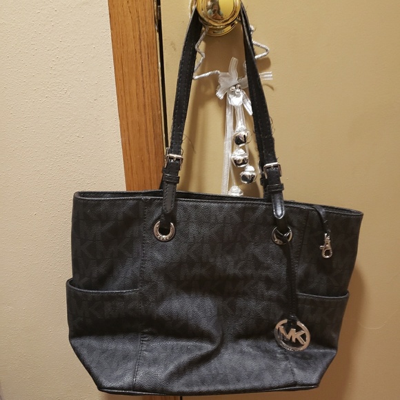Black Michael Kors Handbag - Picture 3 of 5